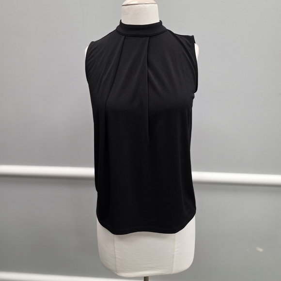 Banana Republic Tops - Banana Republic Black Sleeveless Blouse